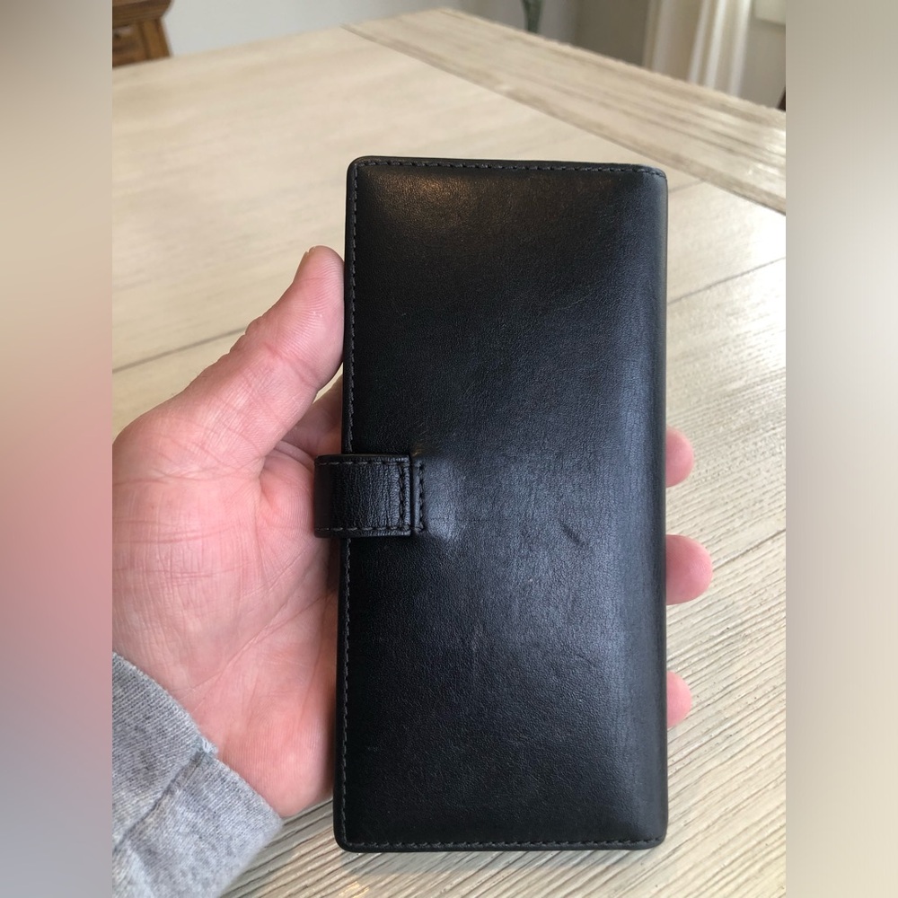 Vintage Coach Black Leather Slim Bi-Fold Wallet in Excellent Used Condition - Picture 2 of 7